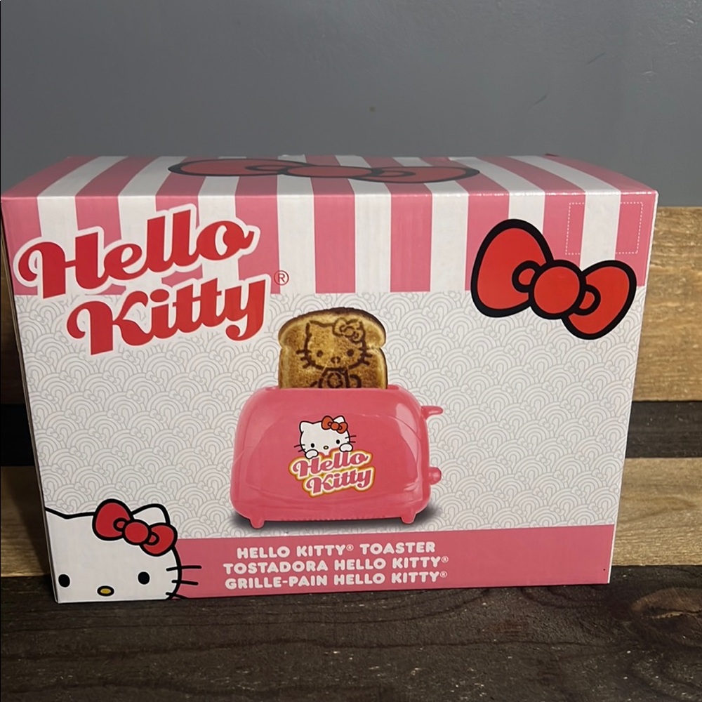 Hello Kitty Pink 2-slice toaster